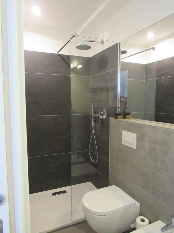 Make A Wish - Near The Center With Private Parking Apartment Como Luaran gambar